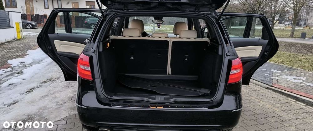 Mercedes-Benz Klasa B 220 d 4Matic 7G-DCT AMG Line - 18