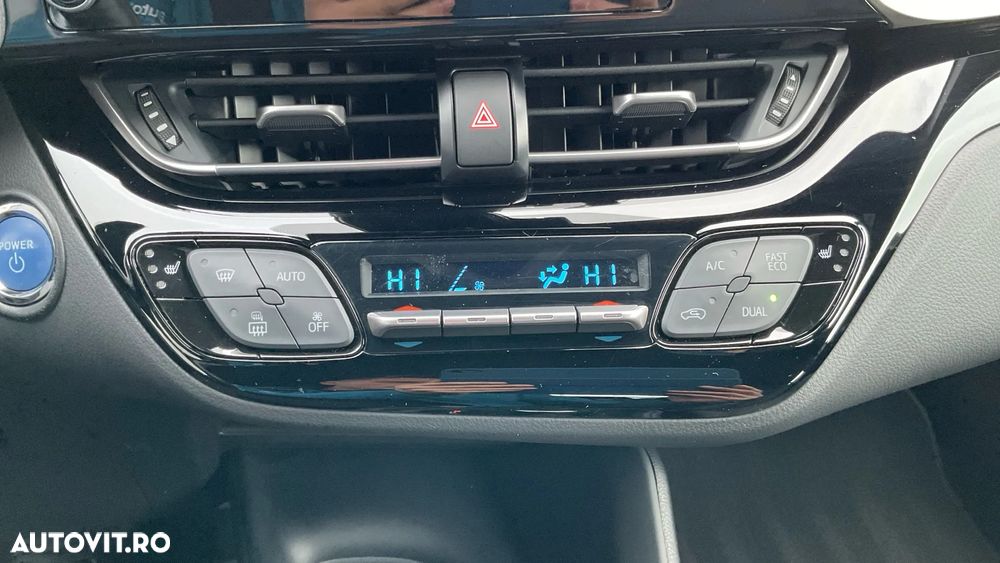 Toyota C-HR 1.8 HSD 122 CP 4x2 CVT Core - 27