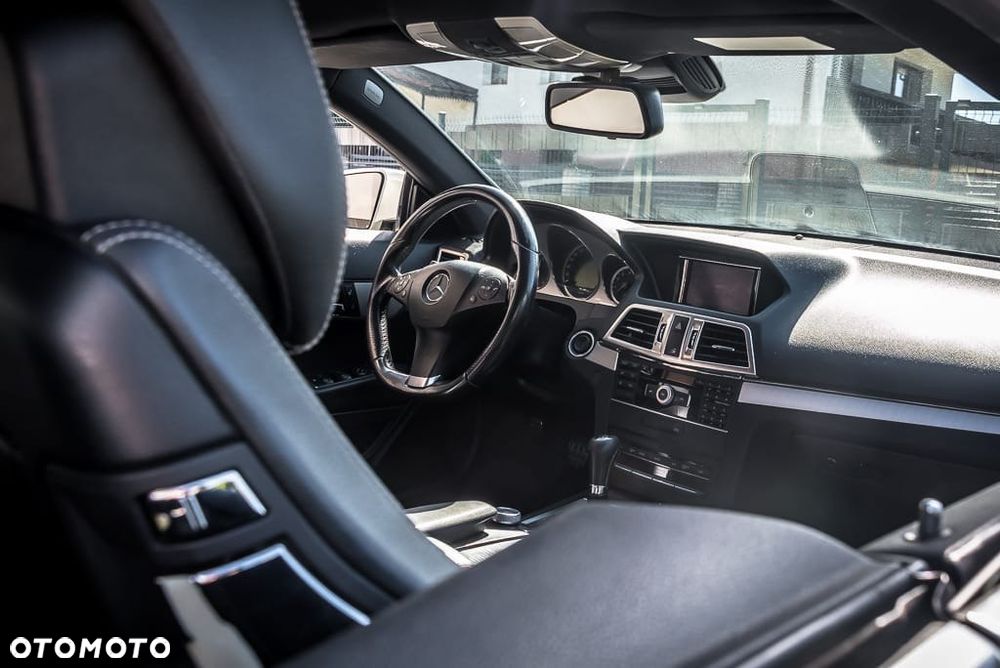 Mercedes-Benz Klasa E - 22