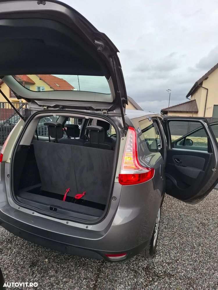 Renault Scenic ENERGY dCi 110 S&S LIMITED - 26