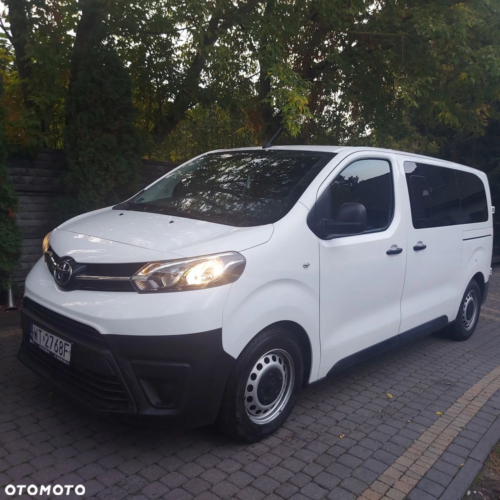 Toyota ProAce Kombi 1.5 D-4D Compact 2,6t - 9