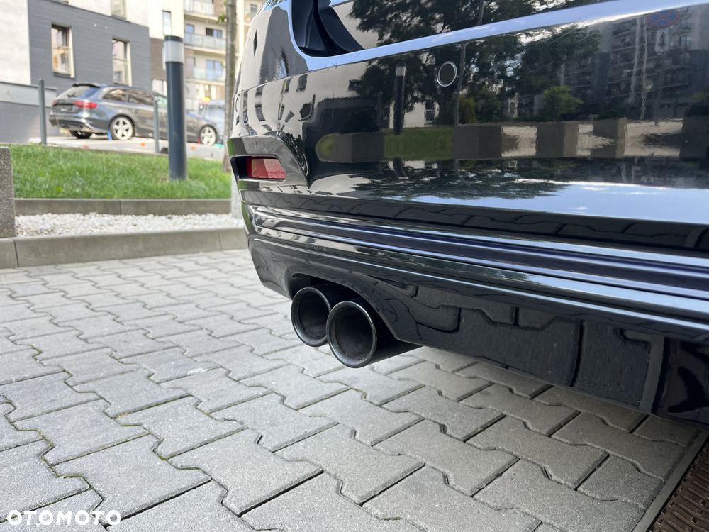 BMW Seria 3 320d Sport Line Shadow - 28