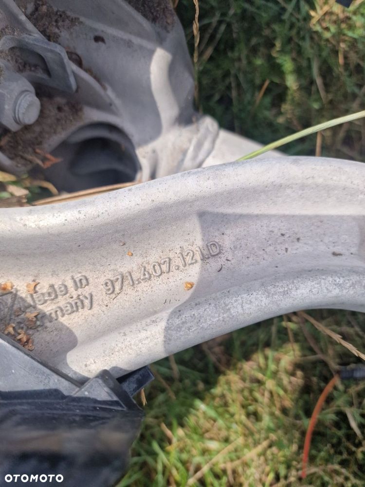 WAHACZ PRZEDNI LEWY LUB PRAWY PORSCHE PANAMERA 971 971407121D 971407121E - 2