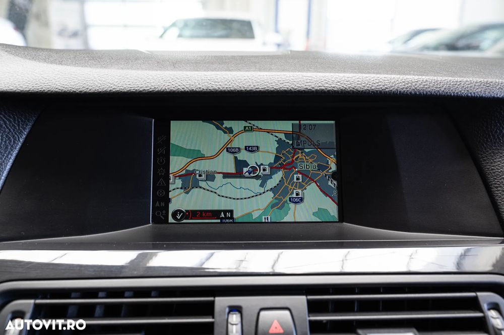 BMW Seria 5 520d Aut. - 16