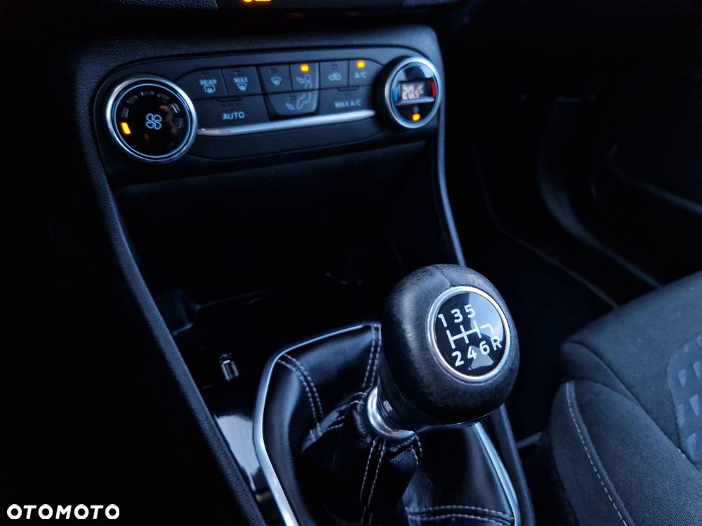 Ford Fiesta - 20