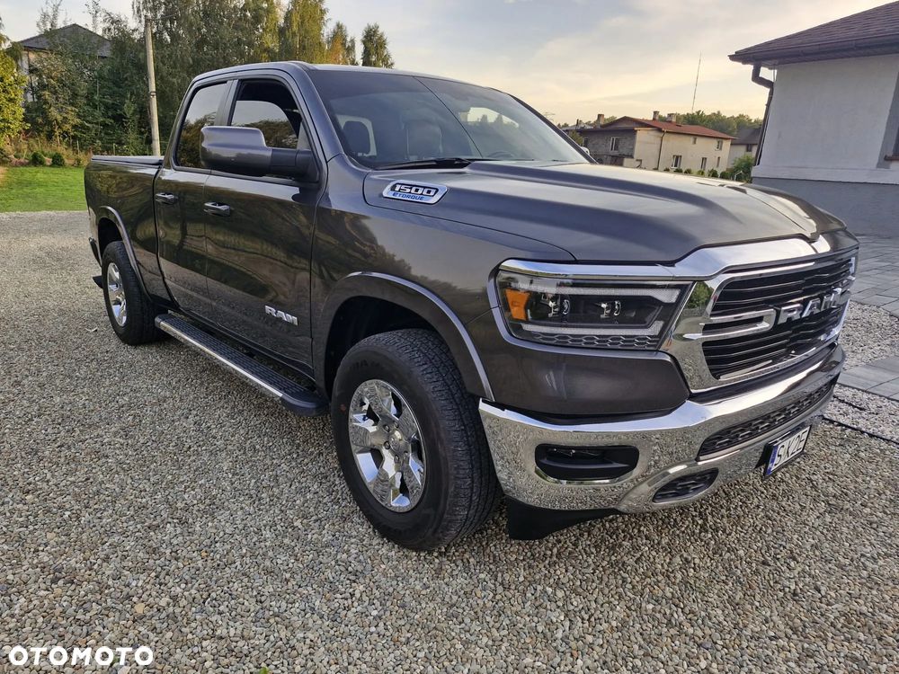 RAM 1500 ver-5-7-quad-cab-laramie - 14