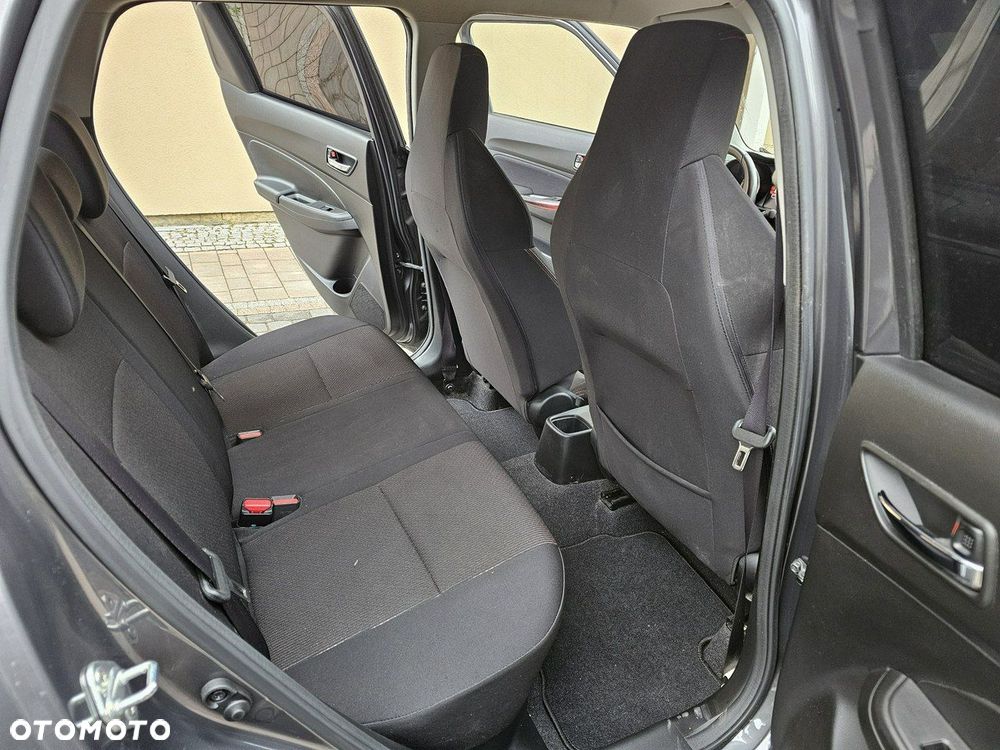 Suzuki Swift - 15