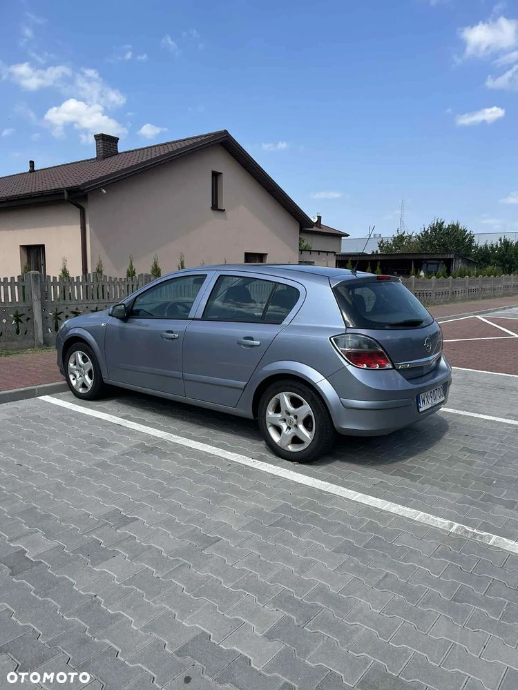 Opel Astra III 1.6 Enjoy - 4