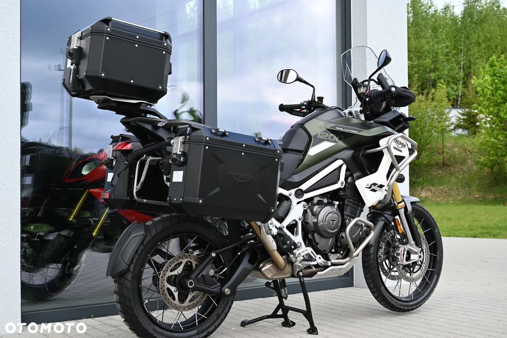 Triumph Tiger - 5