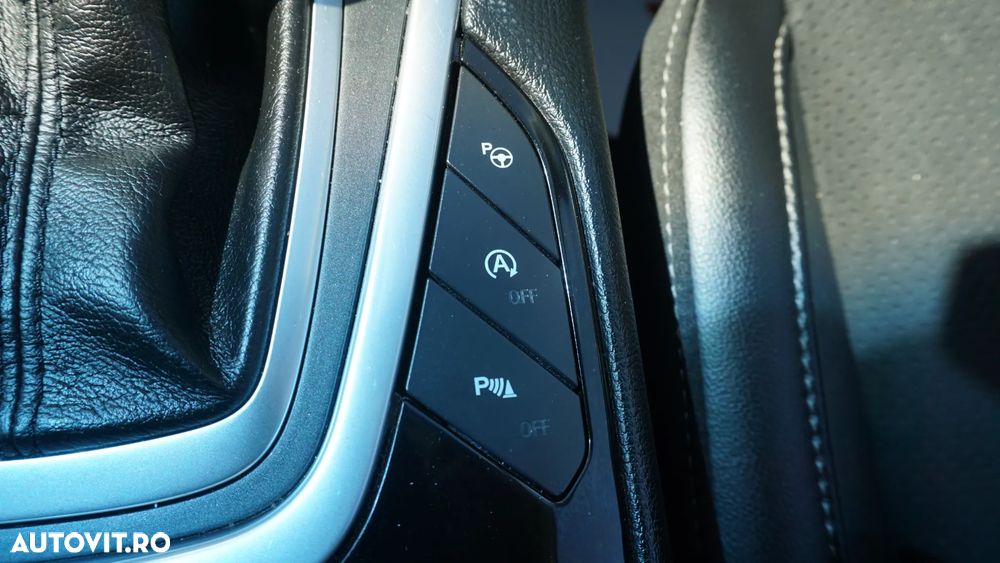 Ford Edge 2.0 TDCi Powershift Sport - 33