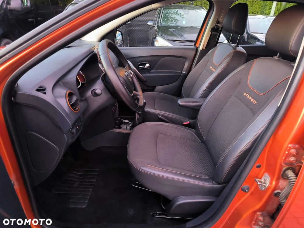 Dacia Sandero Stepway TCe 90 Prestige - 31