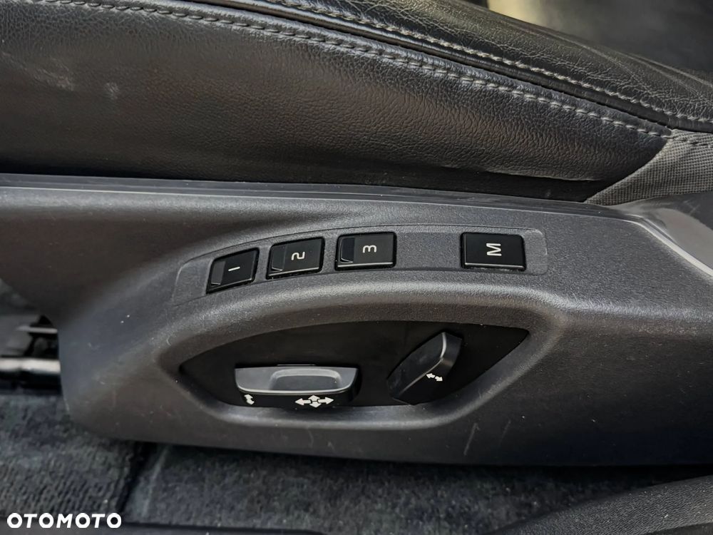 Volvo XC 60 T5 Momentum - 20