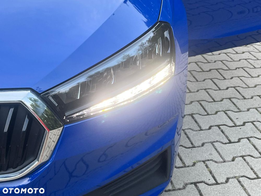 Skoda Fabia 1.0 Essence - 21