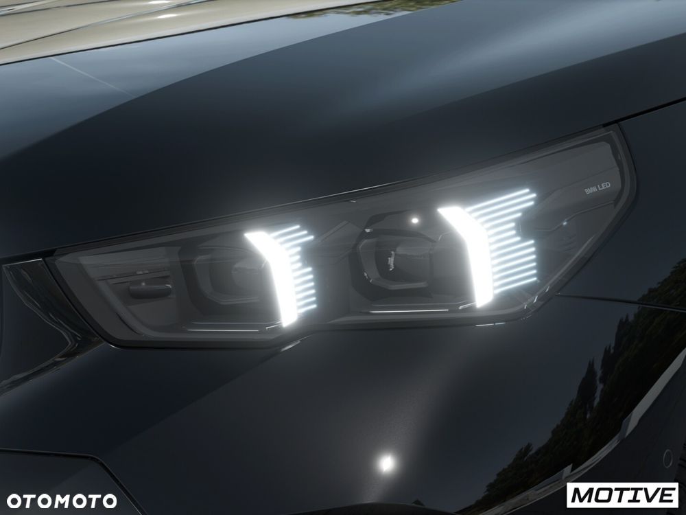 BMW Seria 5 520d xDrive mHEV M Sport - 10