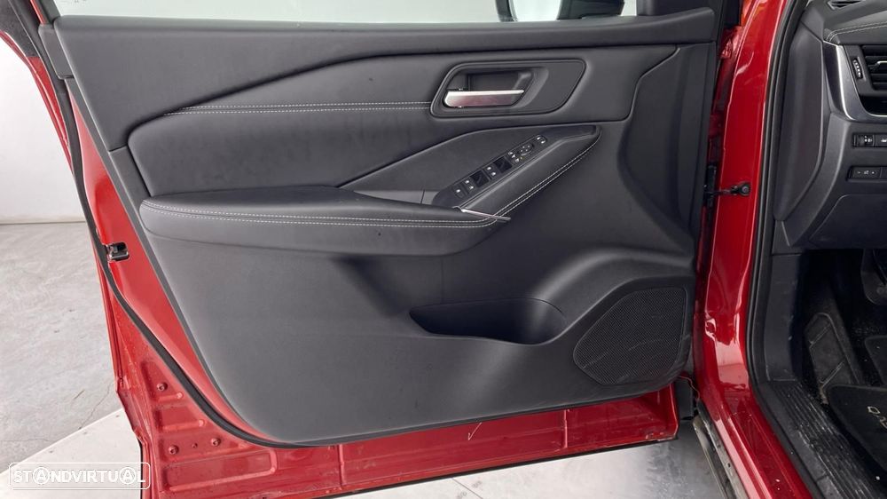 Nissan Qashqai 1.3 DIG-T N-Connecta - 15