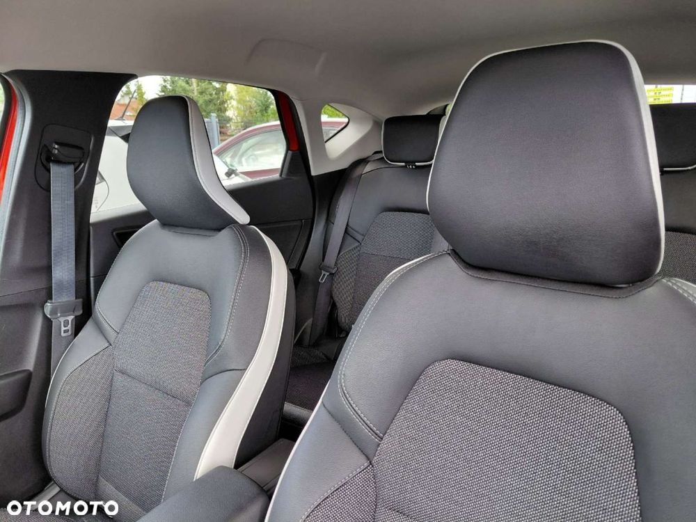 Renault Captur - 14