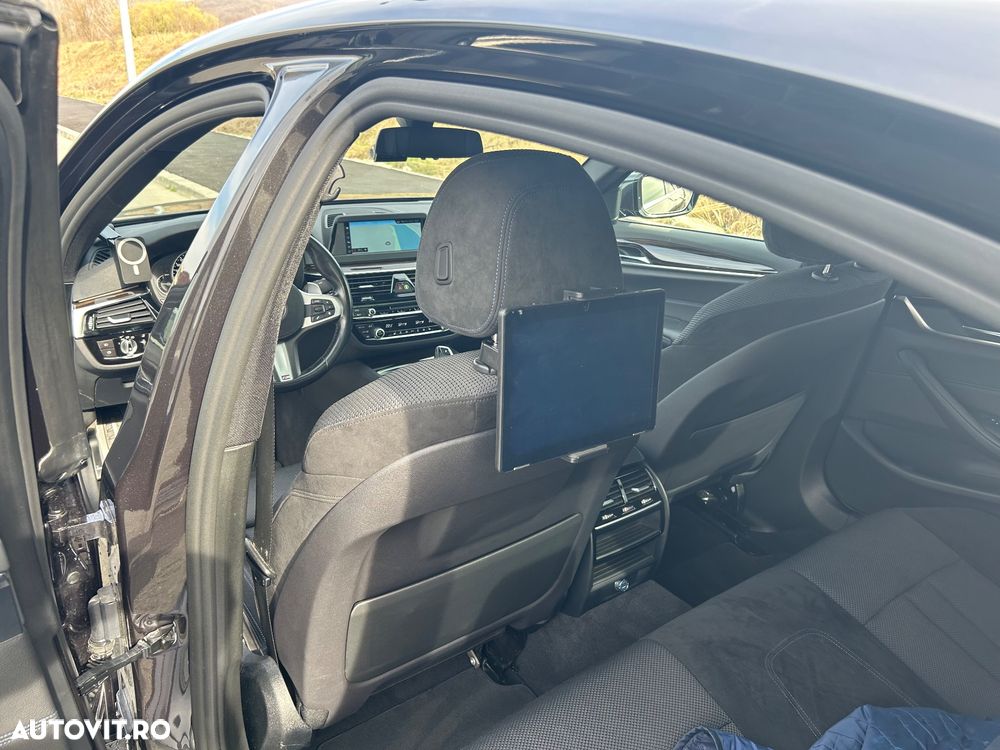 BMW Seria 5 520d xDrive AT - 8