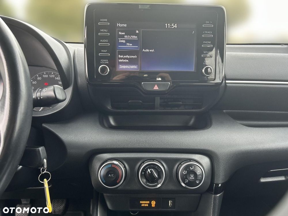 Toyota Yaris - 18