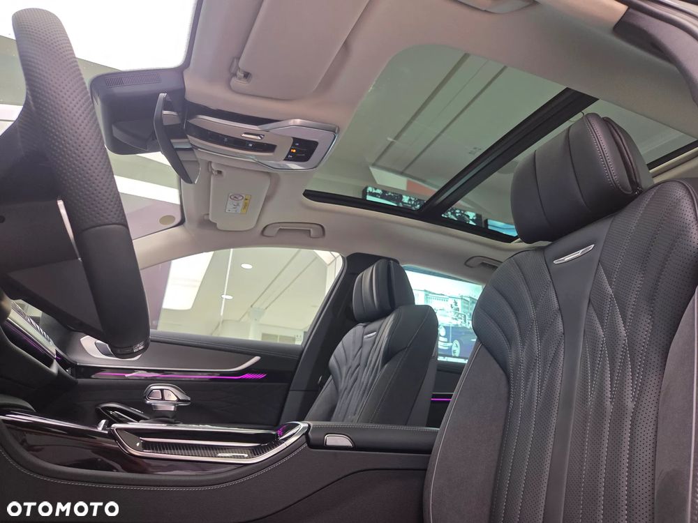 Hongqi H9 2.0T Deluxe - 26