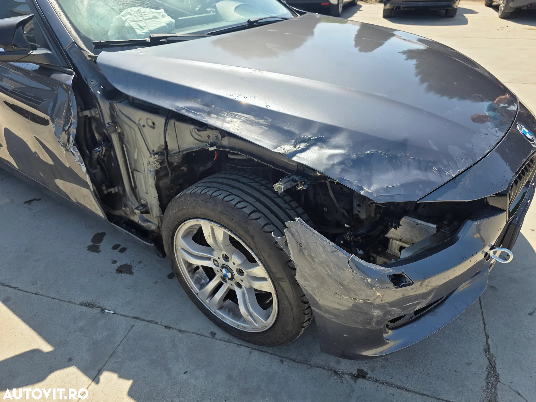 BMW Seria 3 320d xDrive - 4