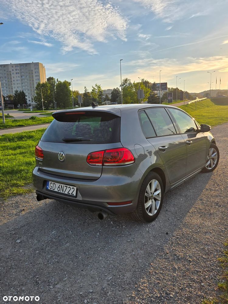 Volkswagen Golf 2.0 TSI GTI DSG - 4