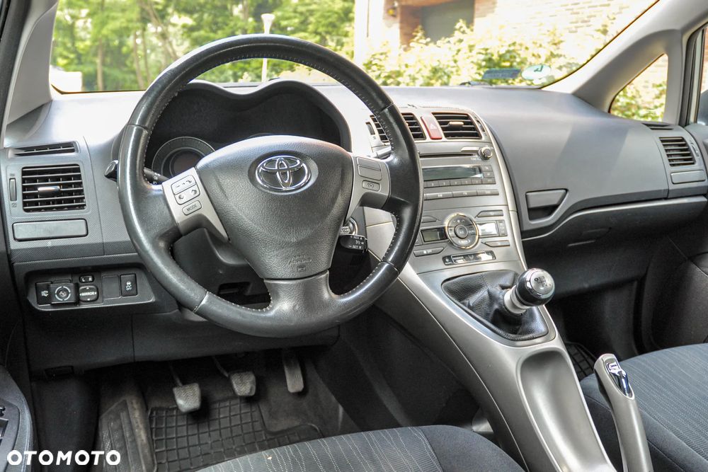 Toyota Auris - 9