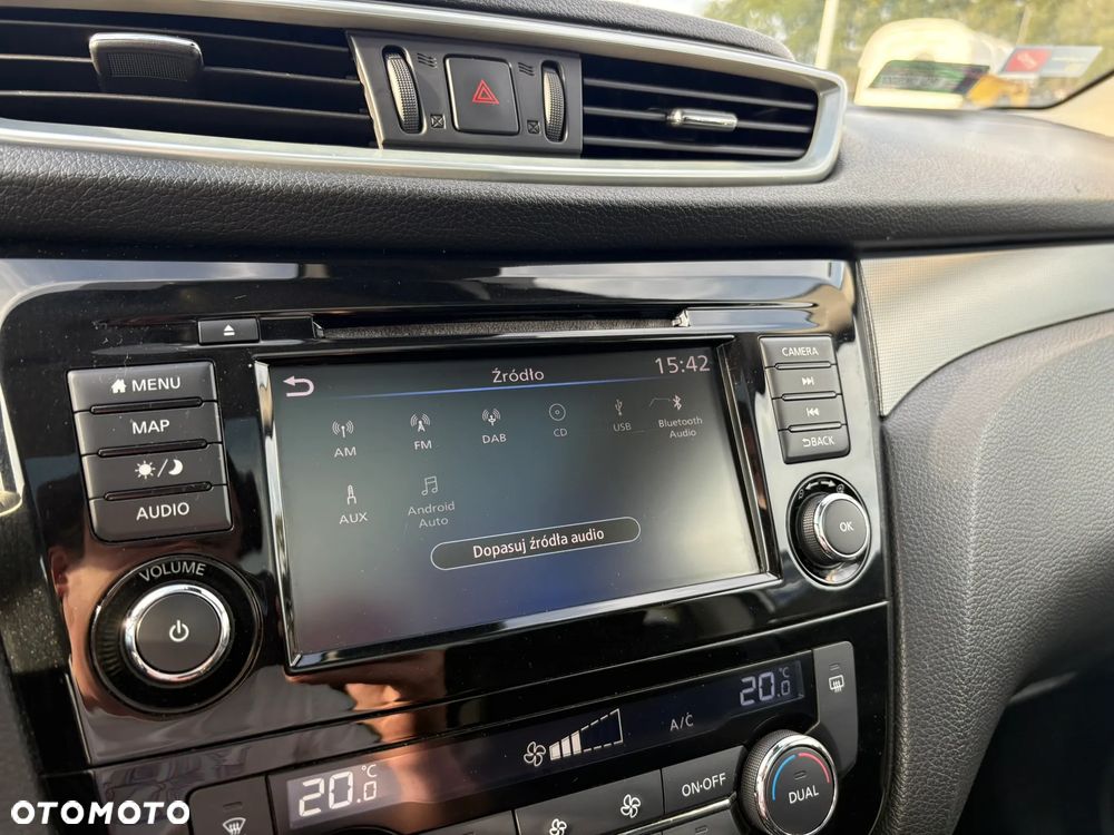 Nissan Qashqai 1.3 DIG-T N-Connecta - 18