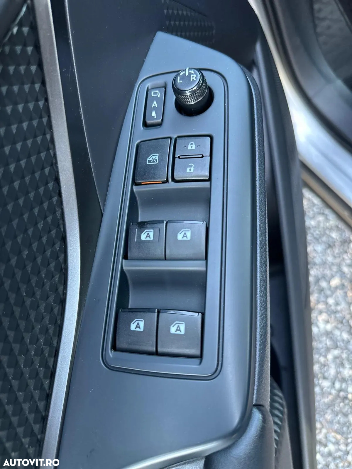 Toyota C-HR - 8