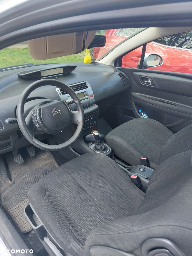 Citroën C4 - 4