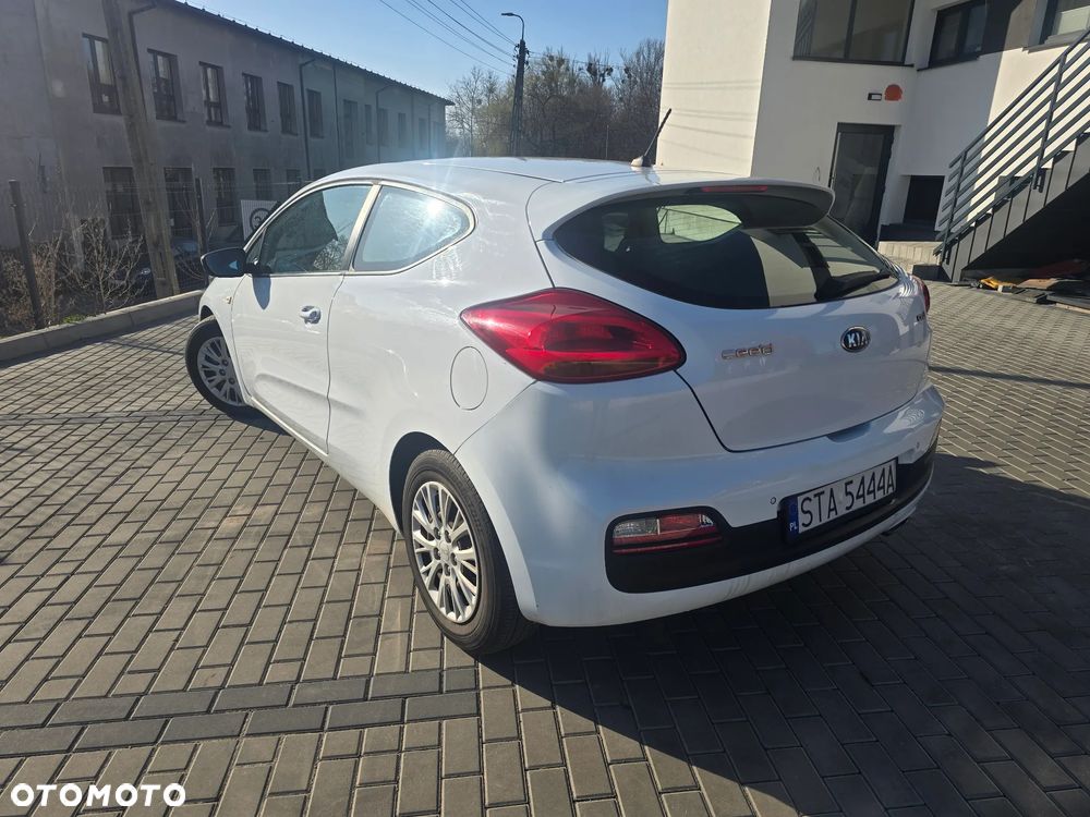 Kia ProCeed 1.4 CRDI L - 3
