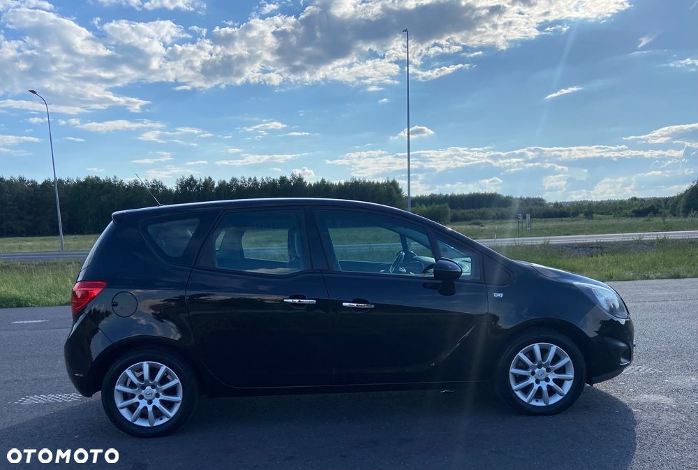 Opel Meriva 1.4 T Cosmo - 37