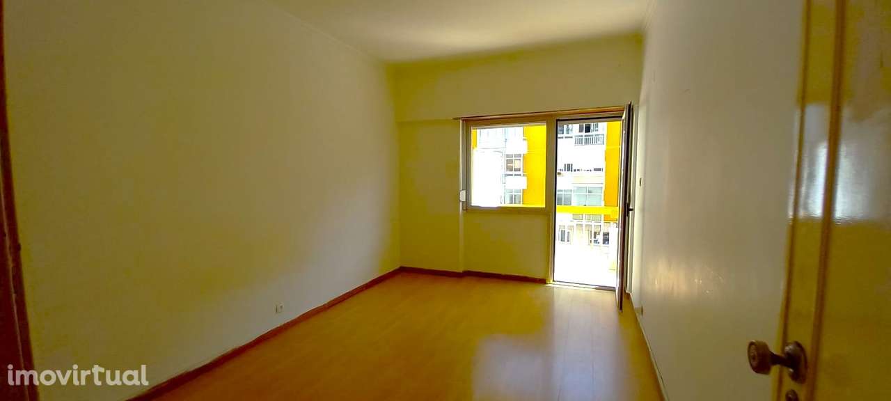 Apartamento T2 Venda em Oeiras e São Julião da Barra, Paço de Arcos e - Grande imagem: 2/30