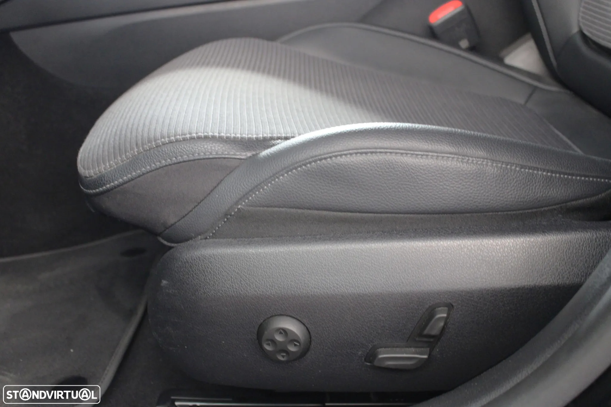 Mercedes-Benz C 220 d Avantgarde - 20