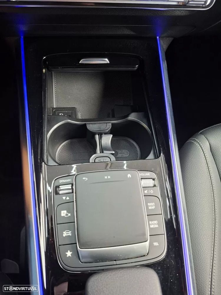 Mercedes-Benz EQA 250 AMG Line - 8