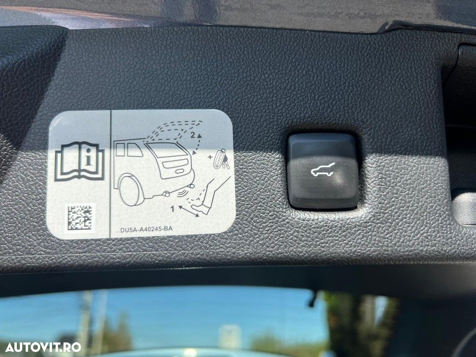 Ford Kuga - 9