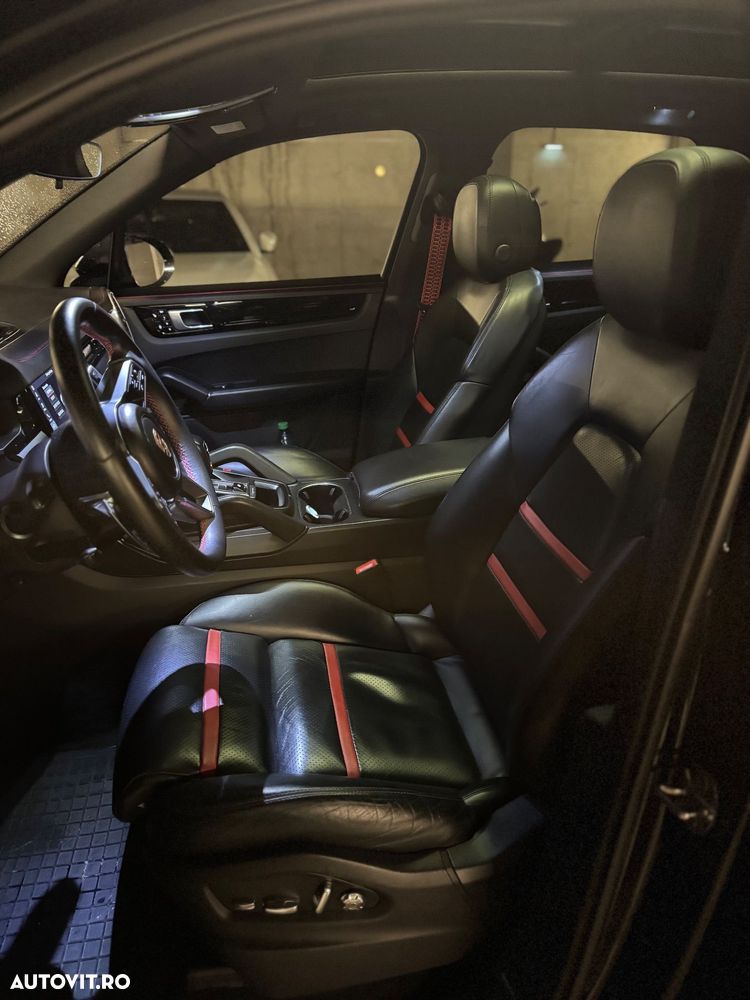 Porsche Cayenne S Tiptronic S - 12