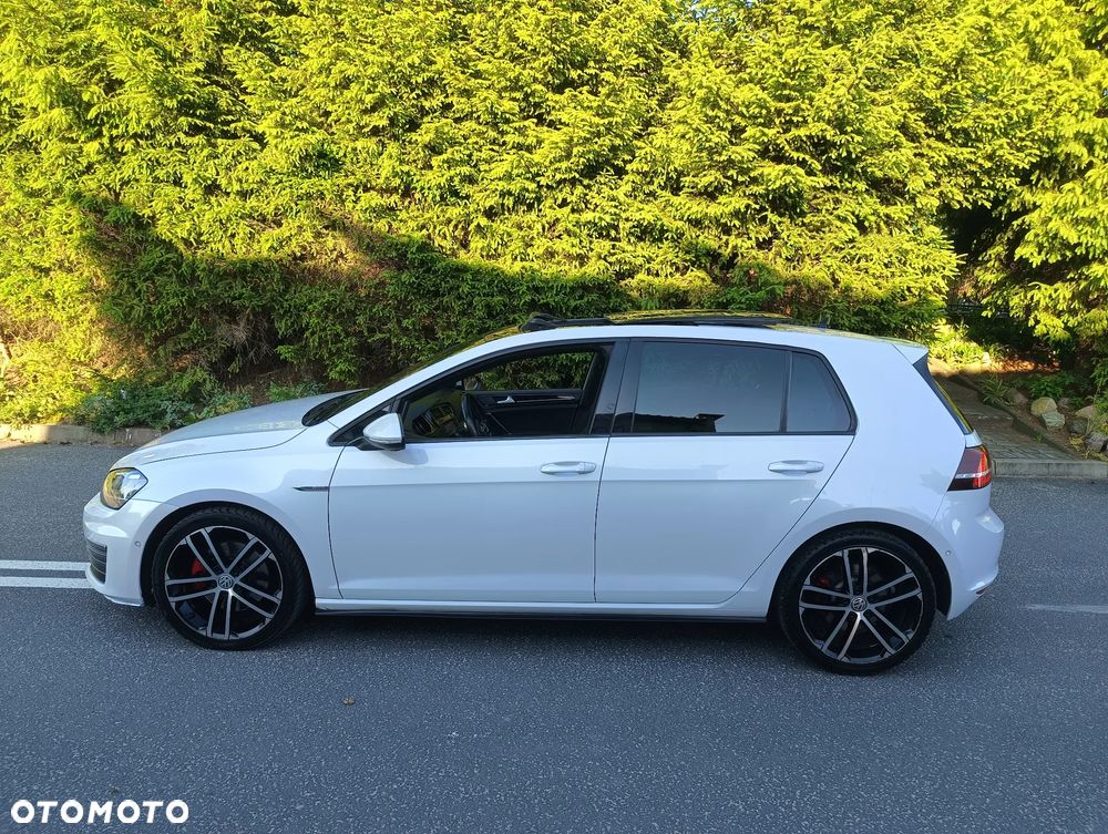 Volkswagen Golf GTD 2.0 TDI SCR DSG - 36