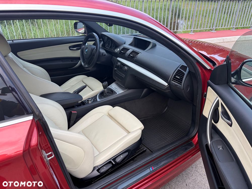 BMW Seria 1 118d Limited Edition Lifestyle mit M Sportpaket - 13