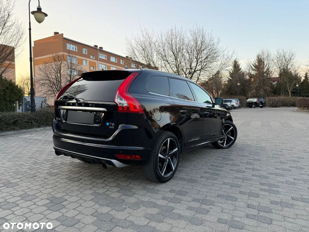 Volvo XC 60 T6 AWD R-Design Summum - 2