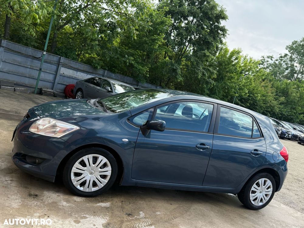 Toyota Auris - 23