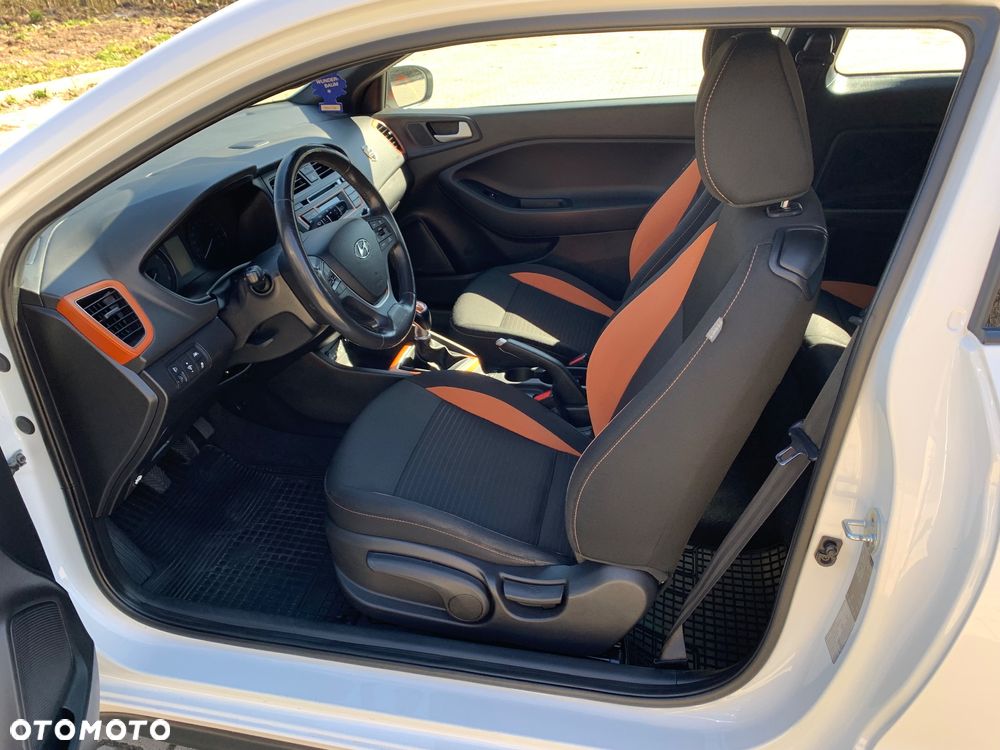 Hyundai i20 - 10