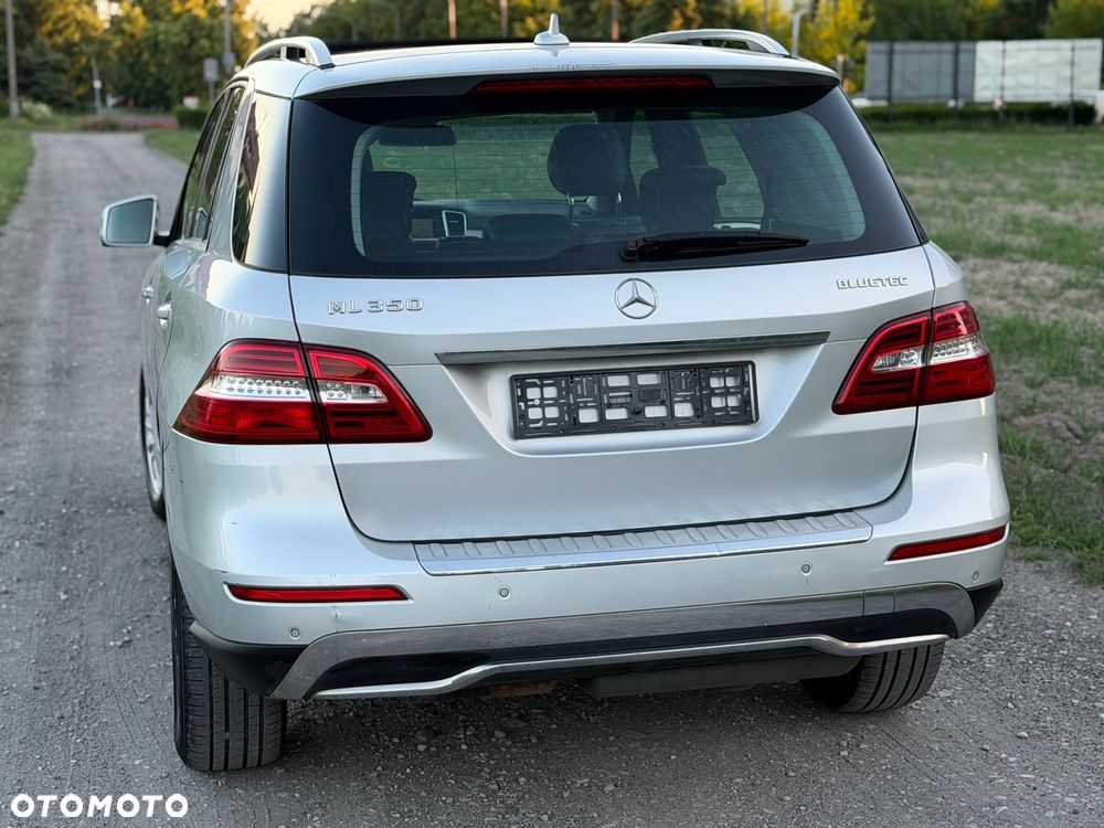 Mercedes-Benz ML 350 BlueTEC 4-Matic - 15