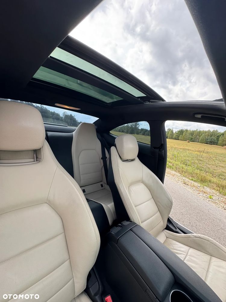 Mercedes-Benz Klasa C 350 Coupe BlueEFFICIENCY 7G-TRONIC Edition 1 - 27