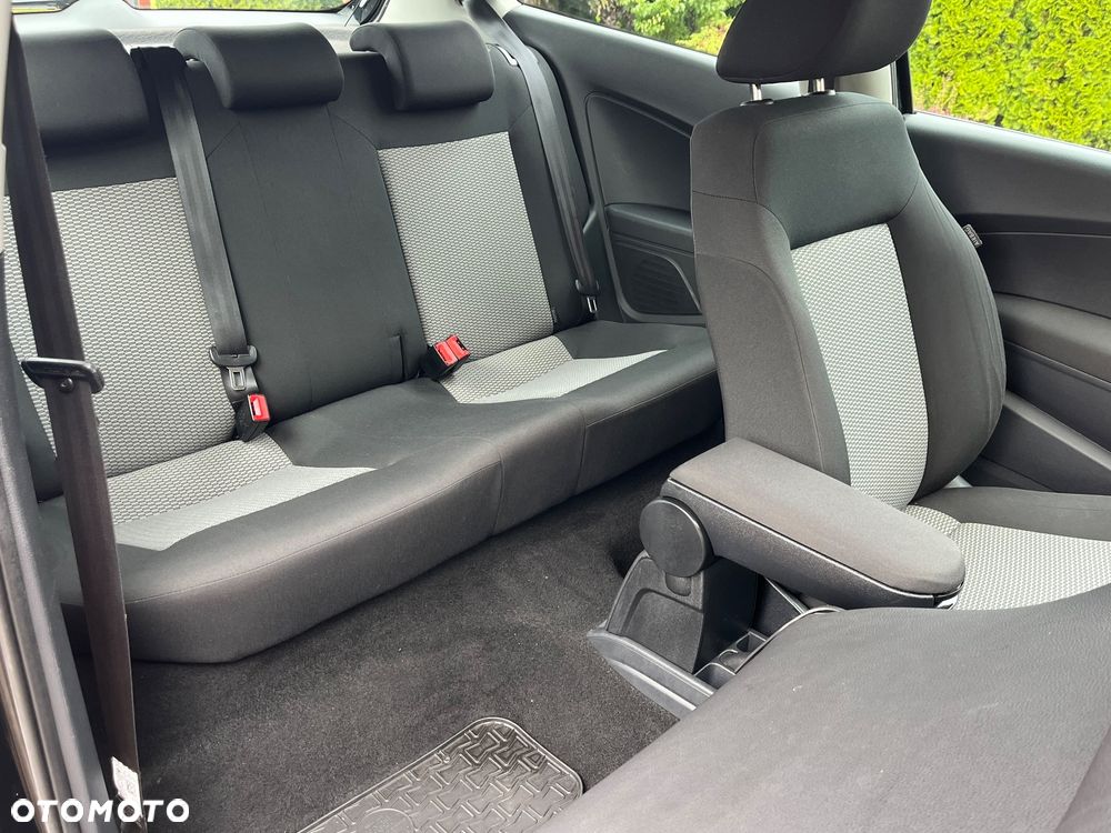 Volkswagen Polo - 23