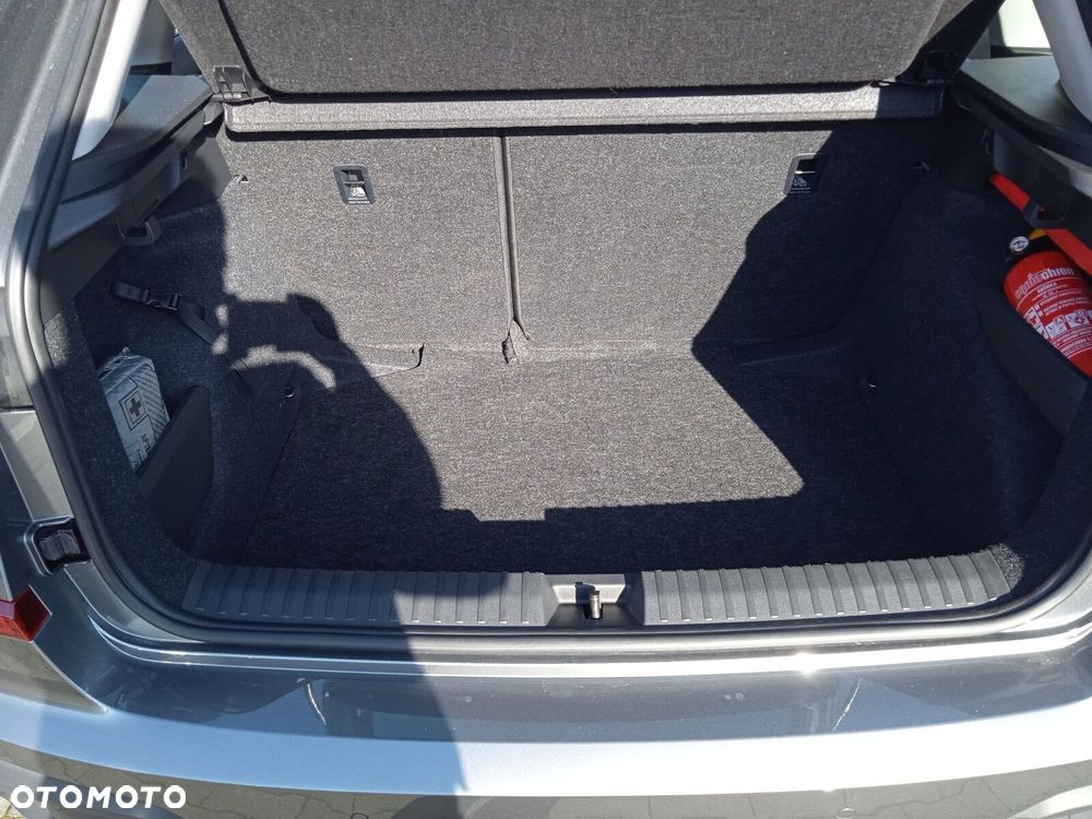 Skoda Kamiq 1.0 TSI Selection DSG - 17