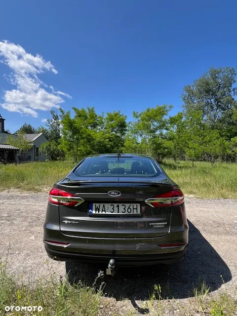 Ford Fusion - 2