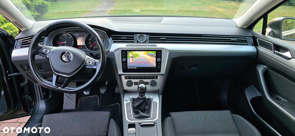 Volkswagen Passat 2.0 TDI BMT Comfortline - 10