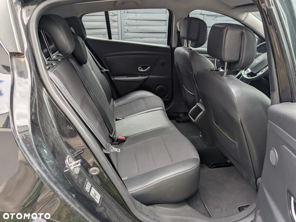 Renault Megane dCi 130 FAP Dynamique - 21