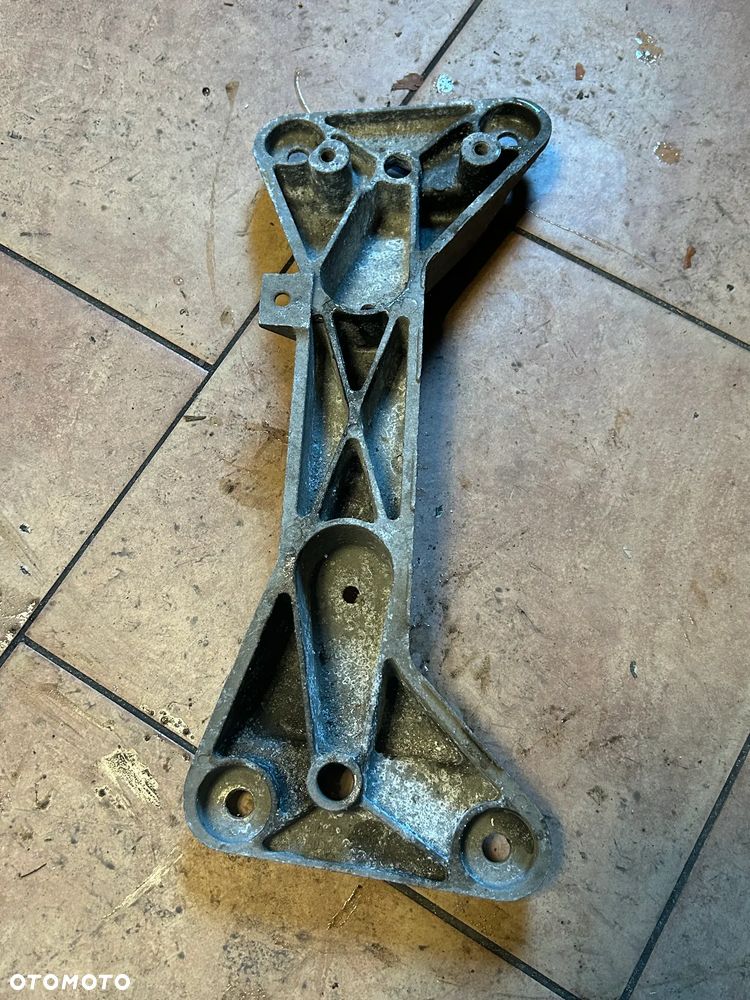 BMW F30 ŁAPA WSPORNIK SKRZYNI BIEGÓW 328I 6796605 - 2