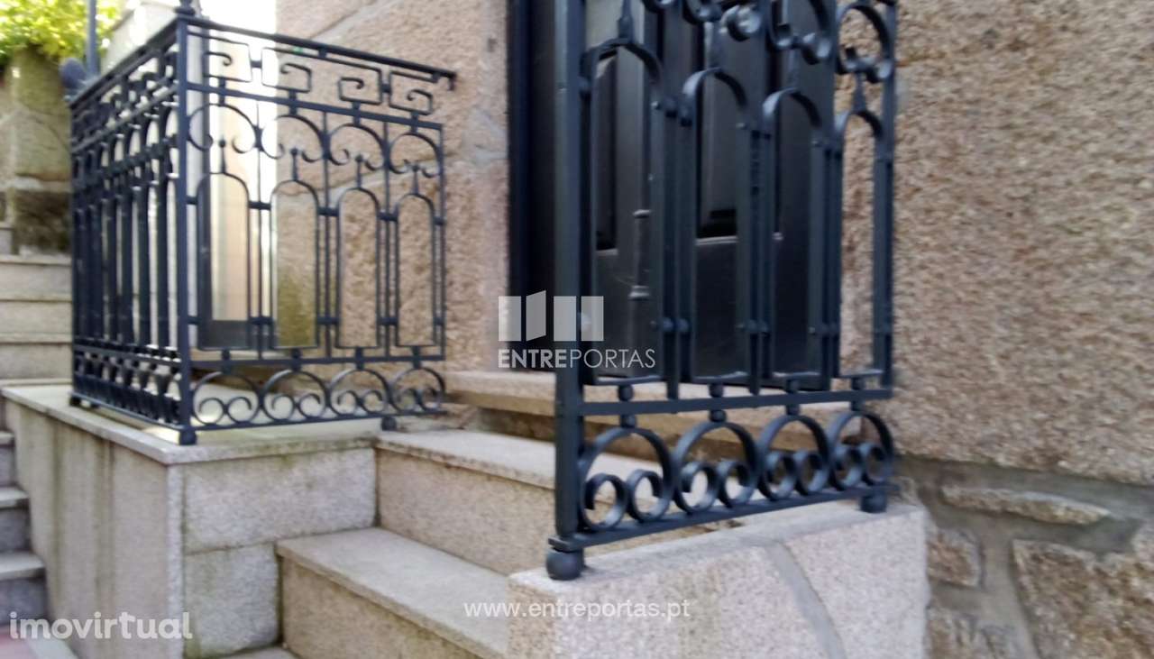 Venda Excelente Prédio, Cinfães, Cinfães - Grande imagem: 3/31